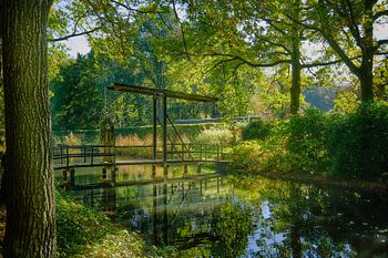 Brug over een kasteelgracht