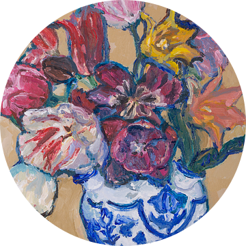 Delfst blauwe tulpenvaas met tulpen nr. 4 van Tanja Koelemij