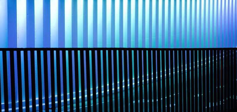 Ritme in blauw-paars von Martijn van Huffelen