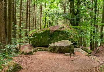 Steinmonument im Bayrischen Wald von Achim Prill