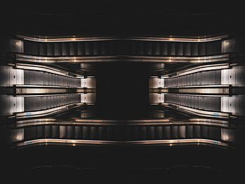 Eindeloze symmetrische roltrappen