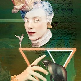 Trinity (1 of 4) dark green, peach, white by Blikstjinder by Betty J