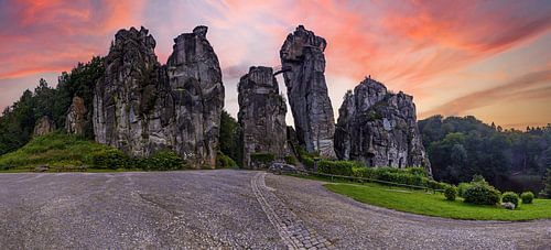 Externsteine Panorama im Sonnenuntergang (NRW/ Deutschland)
