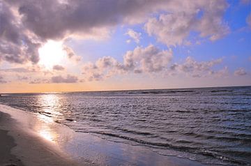 Zonsondergang op Ameland van Marjan Noteboom