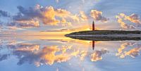 Lighthouse with perfect refelction.