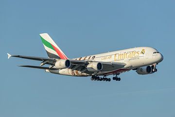 Emirates Airbus A380 in der Lackierung von Real Madrid. von Jaap van den Berg