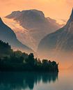 Sunrise Lovatnet, Norwegen von Henk Meijer Photography Miniaturansicht