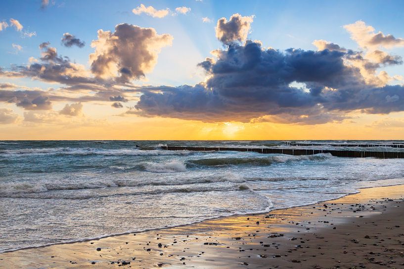 Am Strand von Nienhagen von Daniela Beyer