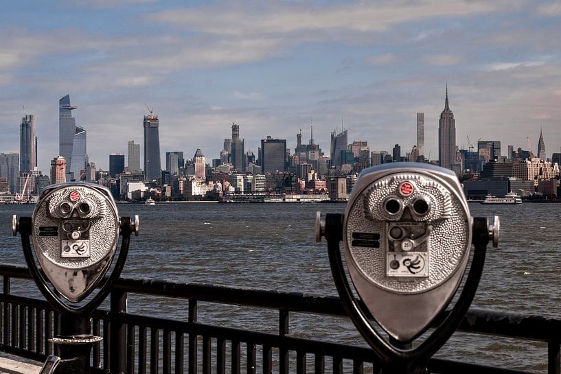 Panoramic view of New York by Kurt Krause