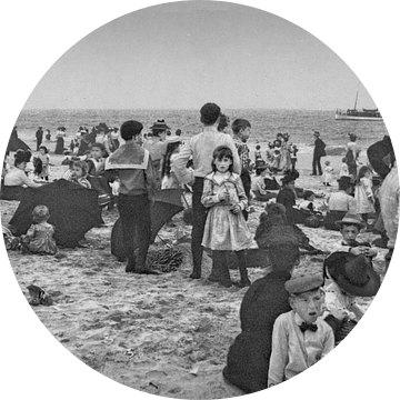 Op het strand bij Coney Island (zwart wit) van Vintage Afbeeldingen