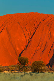 Zonsopgang bij Uluru van Markus Lange