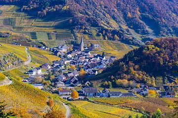 la vallée de l'Ahr en automne sur Walter G. Allgöwer