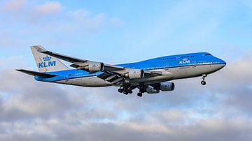 Landing KLM Boeing 747-400M City of Orlando. by Jaap van den Berg