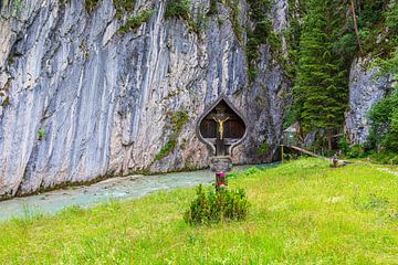 Uitzicht op de Leutasch-kloof bij Mittenwald in Beieren