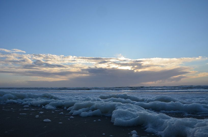 Lentestorm op het strand von Op Het Strand