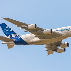 Airbus A380 flying by sur Roque Klop