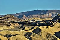 Weg door Death Valley