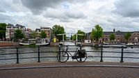 Amstel mit Fahrrad von Foto Amsterdam/ Peter Bartelings Miniaturansicht