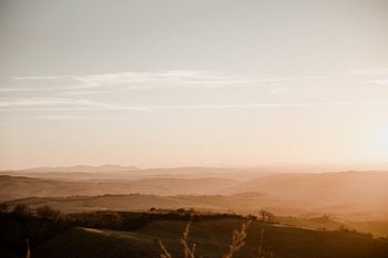 Sonnenuntergang in der winterlichen Toskana
