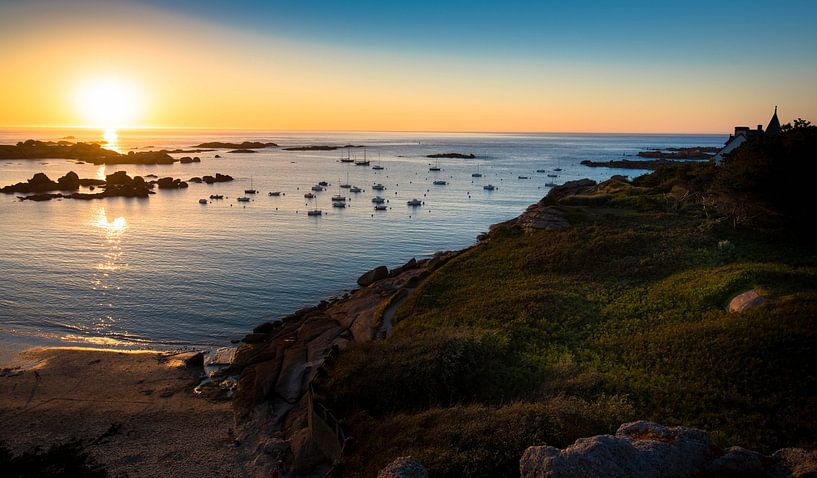 Zomer aan de Cote Granit Rose in Bretagne van Tanja Voigt