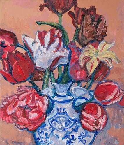 Delft blue tulip vase with tulips nr. 1 by Tanja Koelemij