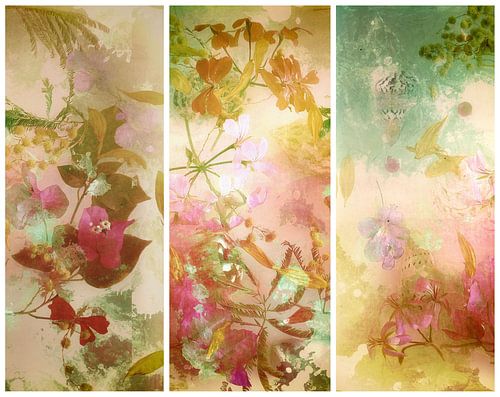 Triptych with picturesque flowers.