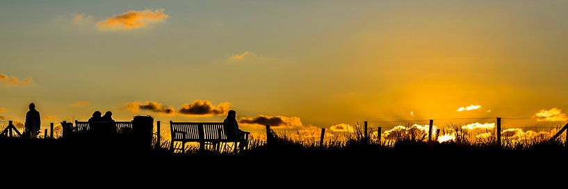 Aan het strand van Noordwijk aan Zee van HvNunenfoto