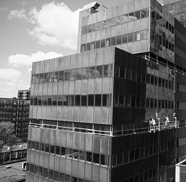 Mann bei der Arbeit Rotterdam 2022 von Truckpowerr