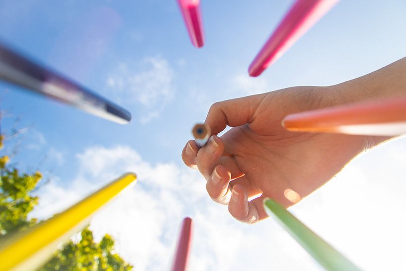 Crayons de différentes couleurs par Bram Jansen
