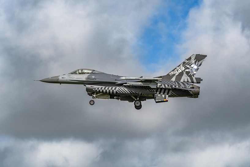 Belgian General Dynamics F-16 Fighting Falcon. by Jaap van den Berg
