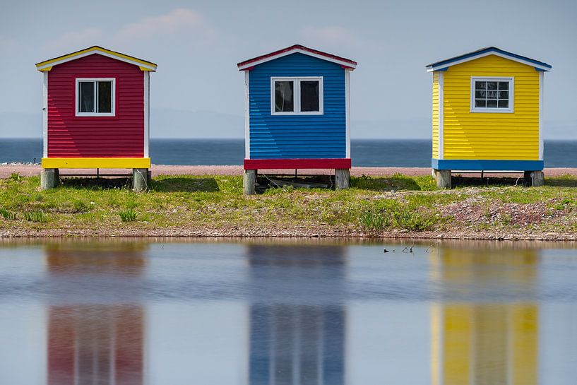 Coloured Beach Cottages à Cavendish (Terre-Neuve) par Menno Schaefer