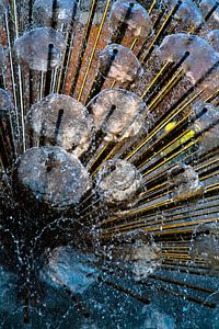 Fountain of tubes by Jesse Meijers