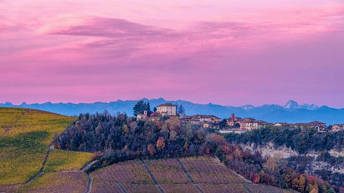 Pink Sunrise at Serralunga d'Alba III