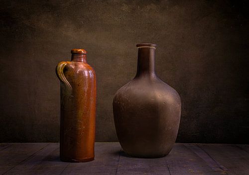 Stilleven met kruiken van René Ouderling