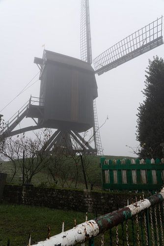 Un beau matin avec un vieux moulin (Hertboommolen)