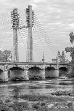 Magdeburg - Anna Ebert Bridge / Old Elbe (black and white)