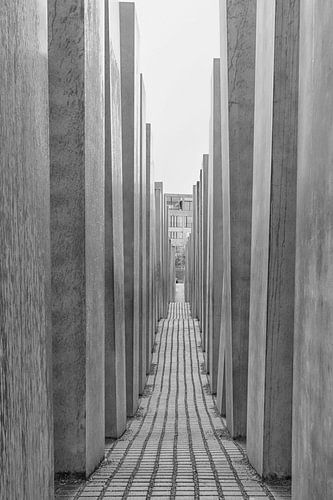 Holocaust monument