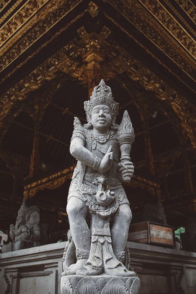 Bali by Hello Pompoyo