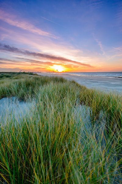 sunset dunes van Danny Taheij