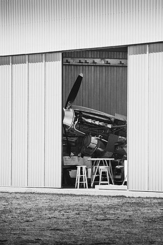 Hangar by Bas Glaap