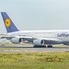 L'Airbus A380 de Lufthansa. sur Jaap van den Berg