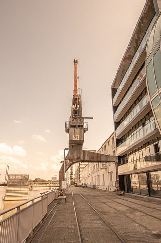 In de handelshaven van Düsseldorf