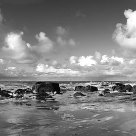 Wolken, water, wind von Wies Steenaard