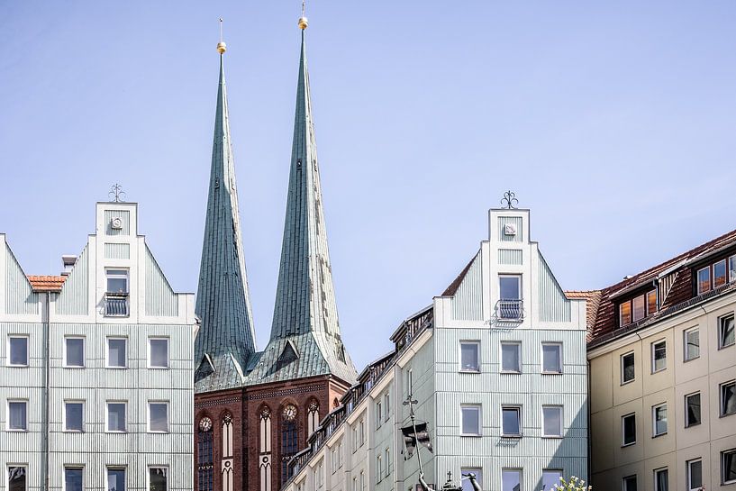 türme der heiligen bonifaciuskirche in berlin von Eric van Nieuwland