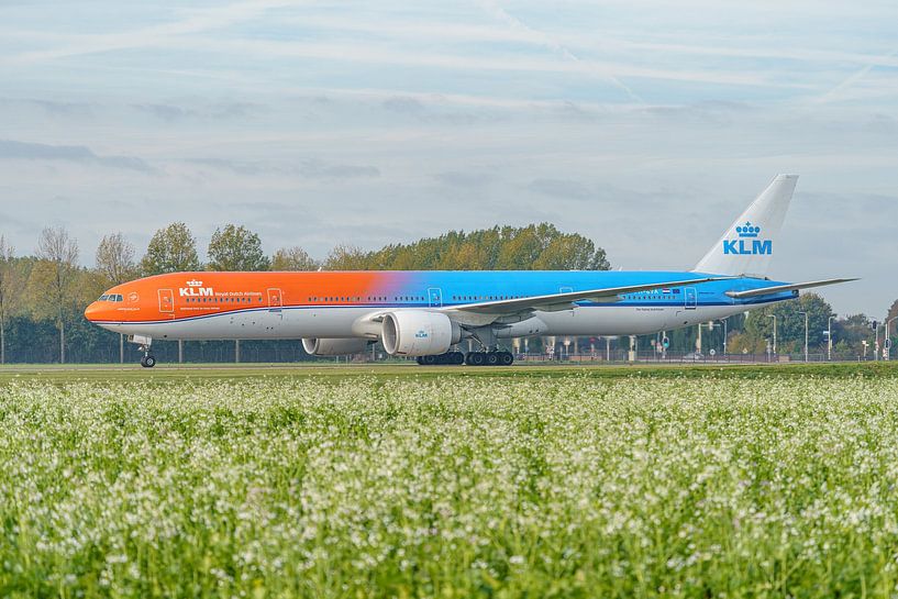 KLM Boeing 777-300 (PH-BVA)  by Jaap van den Berg