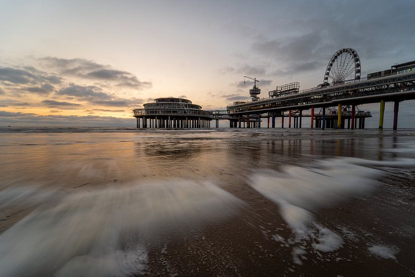 Scheveningen, embarcadère par Jeannet Hooftman