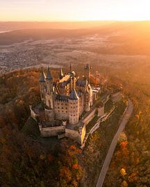 Château de Hohenzollern – Lever de soleil doré sur une icône royale sur Ewold Kooistra