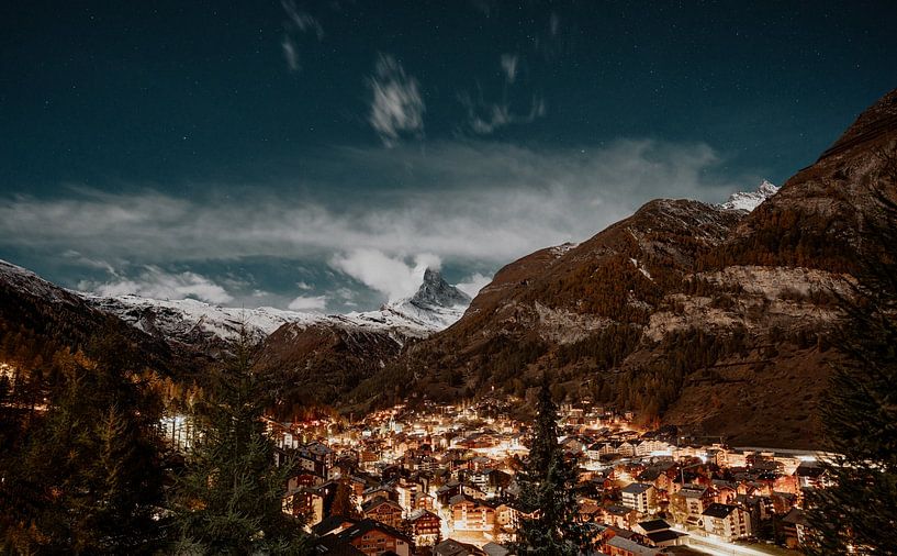 Zermatt und Matterhorn bei Nacht von Fabiroams