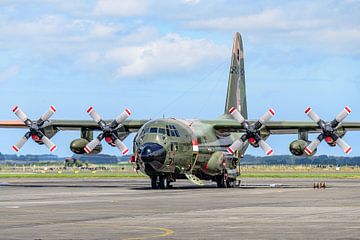 Lockheed C-130 Hercules de l'armée de l'air de Singapour. sur Jaap van den Berg