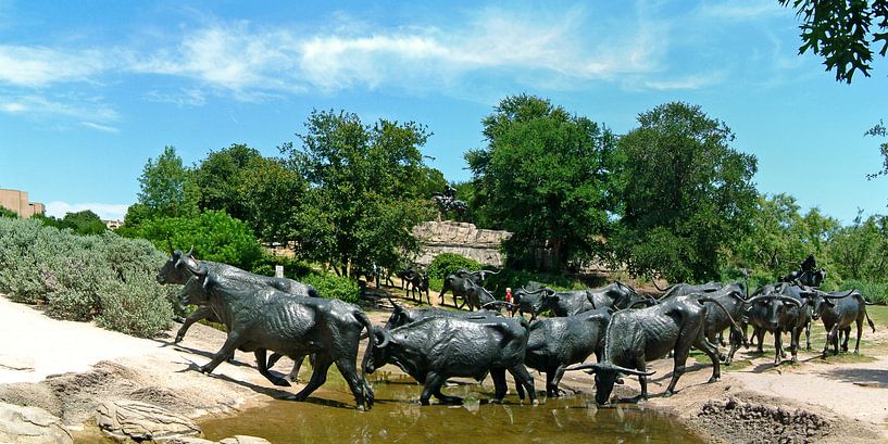 Dallas Pioneer Plaza Cattle Drive Monument van Roel Ovinge